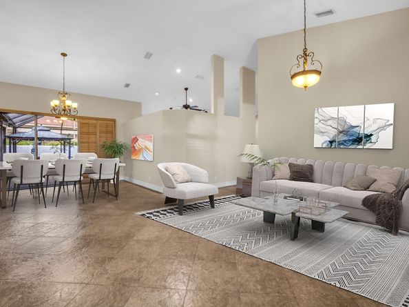 5523 NW 57th Ter, Coral Springs FL 33067