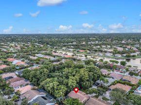 5523 NW 57th Ter, Coral Springs FL 33067