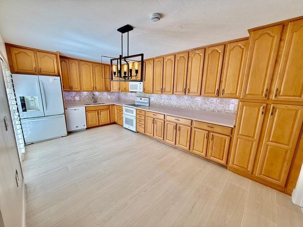 2911 SW 22nd Cir 37B, Delray Beach FL 33445