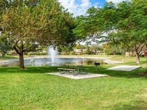 2911 SW 22nd Cir 37B, Delray Beach FL 33445