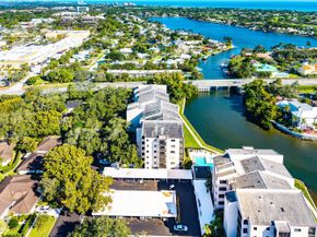 11370 Twelve Oaks Way 418, North Palm Beach FL 33408