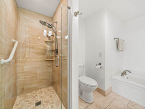 11370 Twelve Oaks Way 418, North Palm Beach FL 33408