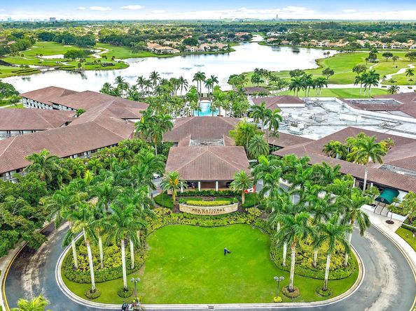 41 Windsor Lane, Palm Beach Gardens FL 33418