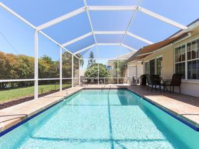 1071 Bedford Avenue, Palm Beach Gardens FL 33403