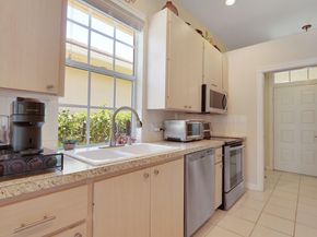 1071 Bedford Avenue, Palm Beach Gardens FL 33403