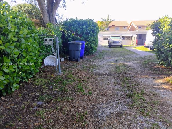 5832 Polk Street, Hollywood FL 33021