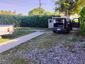 5832 Polk Street, Hollywood FL 33021