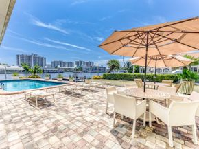2900 NE 30th Street NE L2, Fort Lauderdale FL 33306