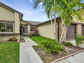 178 Ramblewood Circle, Royal Palm Beach FL 33411