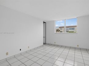 2821 Somerset Drive 317, Lauderdale Lakes FL 33311