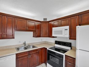 2821 Somerset Drive 317, Lauderdale Lakes FL 33311