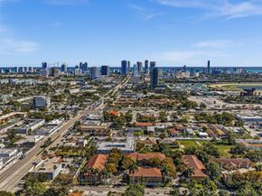 21 SE 3rd Avenue, Hallandale Beach FL 33009