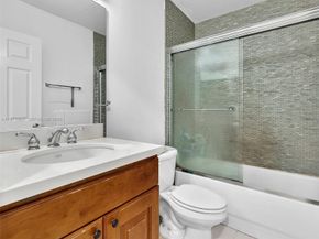 21 SE 3rd Avenue, Hallandale Beach FL 33009
