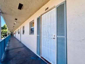 209 Oxford 200, West Palm Beach FL 33417