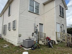 1738 SW 44th Terrace, Fort Lauderdale FL 33317