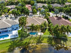 1537 Victoria Isle Way, Weston FL 33327