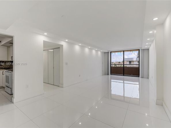 8101 Byron Avenue 509, Miami Beach FL 33141