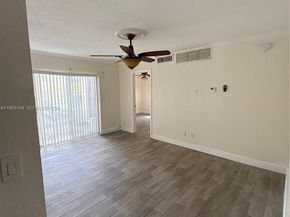 5252 NE 6th Avenue A31, Oakland Park FL 33334