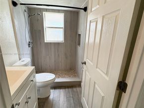 5252 NE 6th Avenue A31, Oakland Park FL 33334