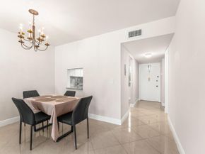 130 Lake Meryl Drive 228, West Palm Beach FL 33411