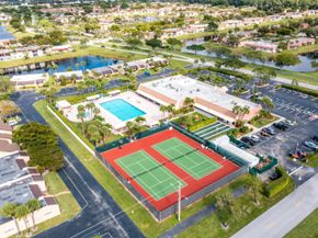 130 Lake Meryl Drive 228, West Palm Beach FL 33411