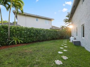 10110 Sweet Bay Street, Plantation FL 33324