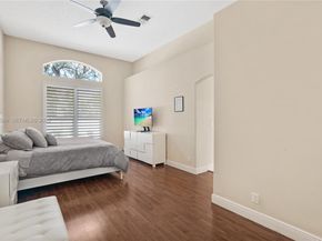 5297 SW 34th Way, Hollywood FL 33312
