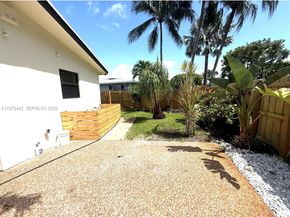 4021 NE 17th Terrace, Oakland Park FL 33334