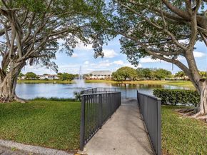 412 Sheffield Q, West Palm Beach FL 33417