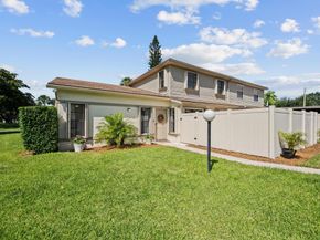 4451 Willow Pond Road B, West Palm Beach FL 33417