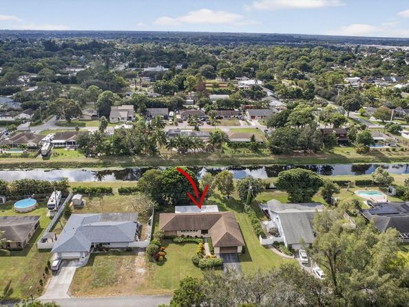 19 E Arch Drive, Lake Worth FL 33467