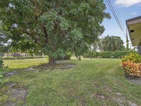 19 E Arch Drive, Lake Worth FL 33467