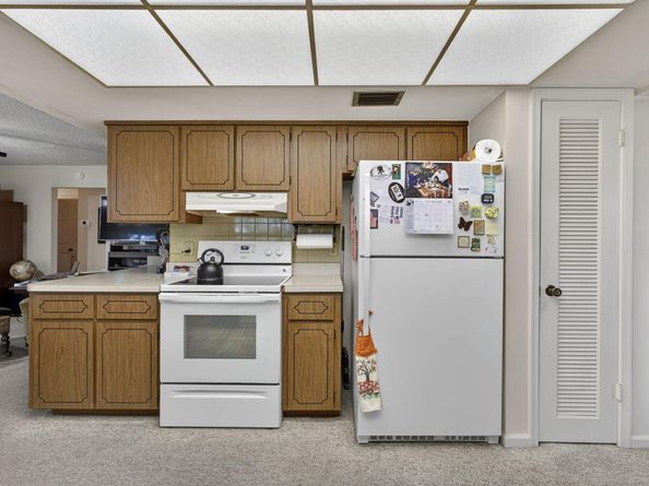 19 E Arch Drive, Lake Worth FL 33467