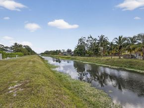 19 E Arch Drive, Lake Worth FL 33467