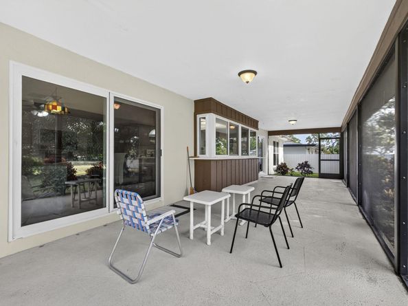 19 E Arch Drive, Lake Worth FL 33467