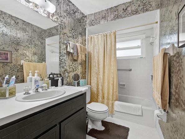 19 E Arch Drive, Lake Worth FL 33467