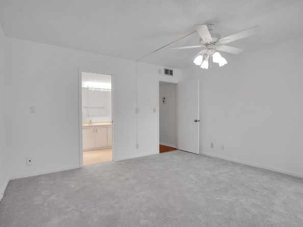 2006 Granada Dr N2, Coconut Creek FL 33066