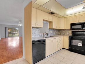 2006 Granada Dr N2, Coconut Creek FL 33066