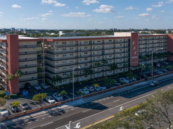 2350 NE 14th Street Cswy 609, Pompano Beach FL 33062