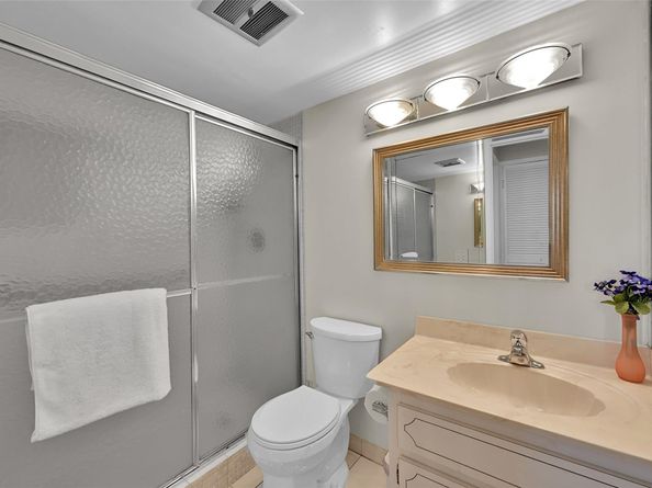 2350 NE 14th Street Cswy 609, Pompano Beach FL 33062