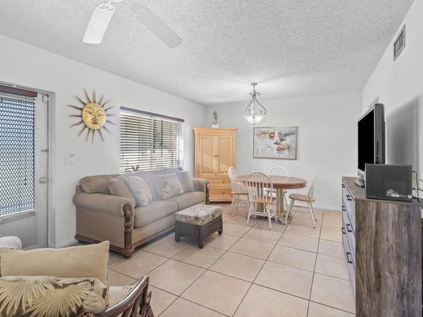 262 SE 9th Avenue 14, Deerfield Beach FL 33441