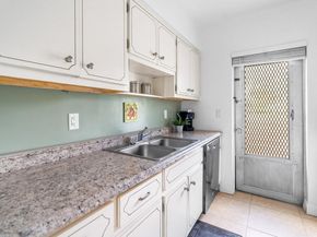 262 SE 9th Avenue 14, Deerfield Beach FL 33441