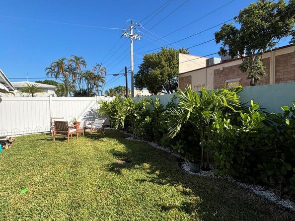 262 SE 9th Avenue 14, Deerfield Beach FL 33441