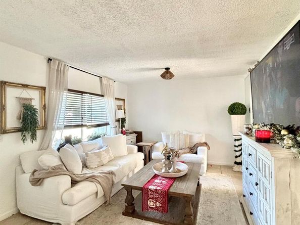 262 SE 9th Avenue 14, Deerfield Beach FL 33441