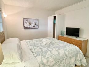 262 SE 9th Avenue 14, Deerfield Beach FL 33441