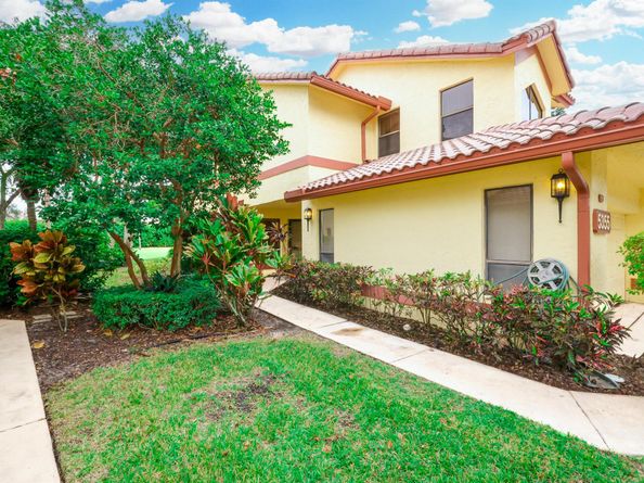 5355 10th Fairway Drive 1, Delray Beach FL 33484