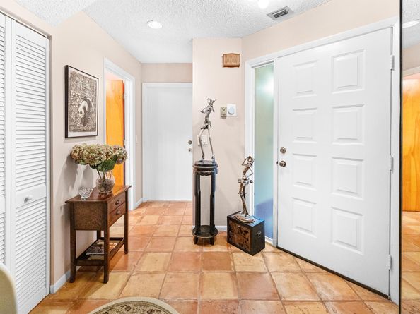 5355 10th Fairway Drive 1, Delray Beach FL 33484