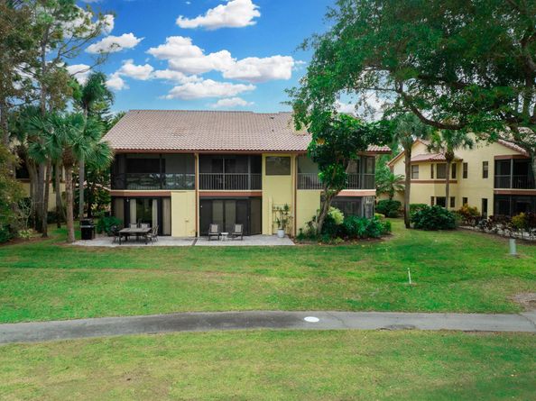 5355 10th Fairway Drive 1, Delray Beach FL 33484