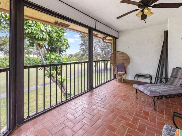 5355 10th Fairway Drive 1, Delray Beach FL 33484