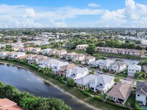 9113 NW 39th St, Coral Springs FL 33065